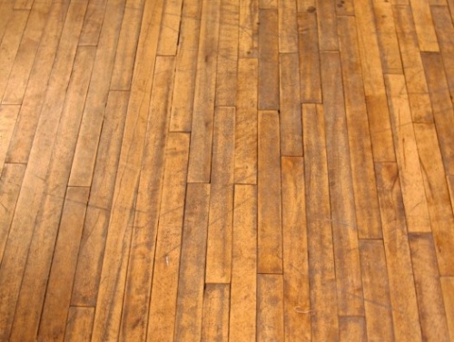 Podlahový materiál